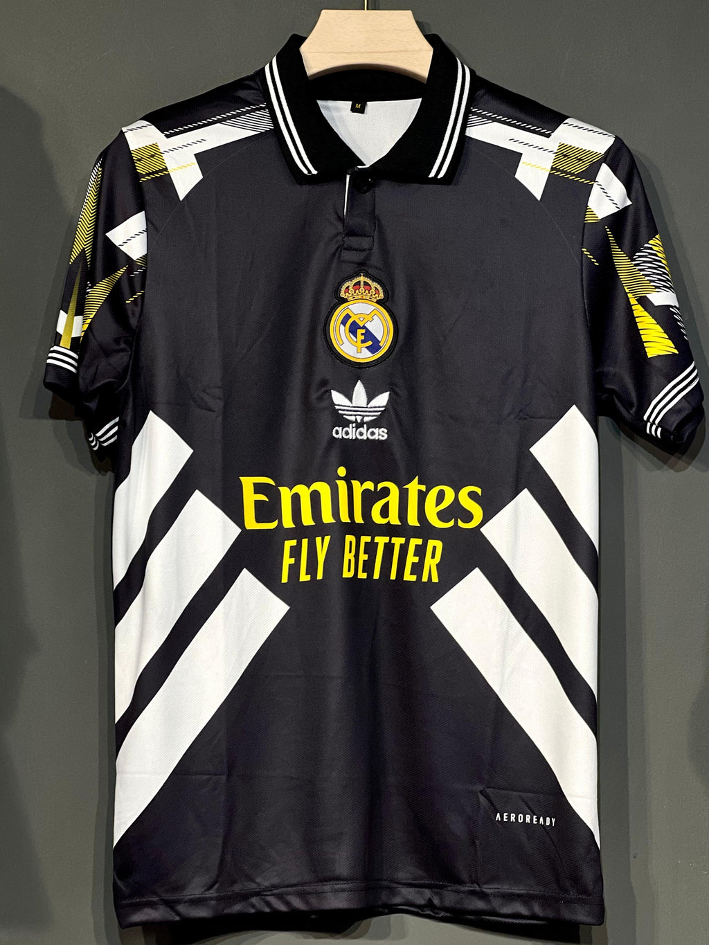 C.RONALDO BLACK REAL MADRID