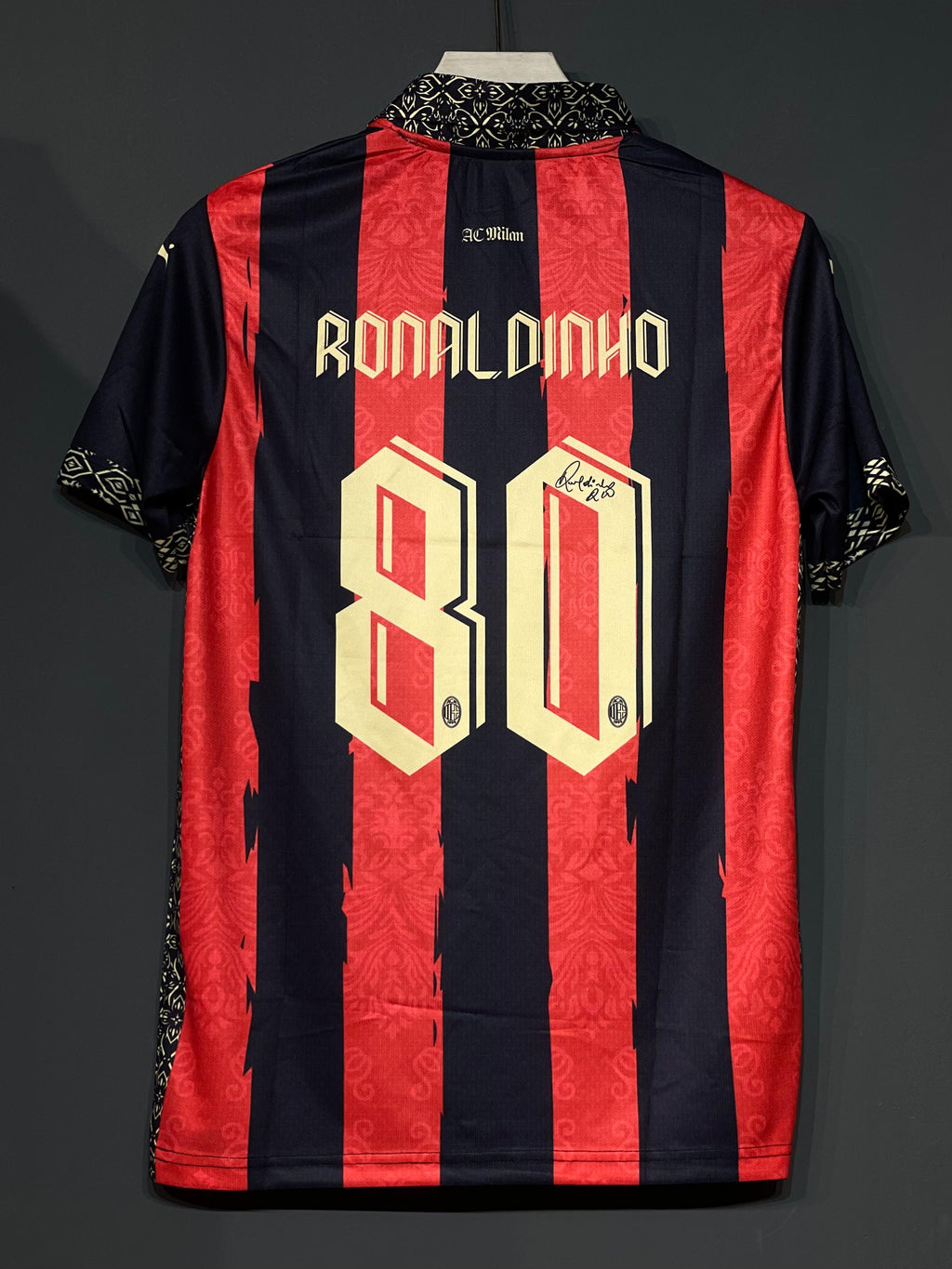 RONALDINHO AC MILAN BLACK & RED