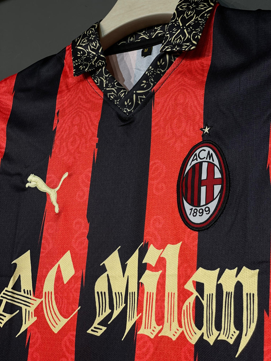 RONALDINHO AC MILAN BLACK & RED