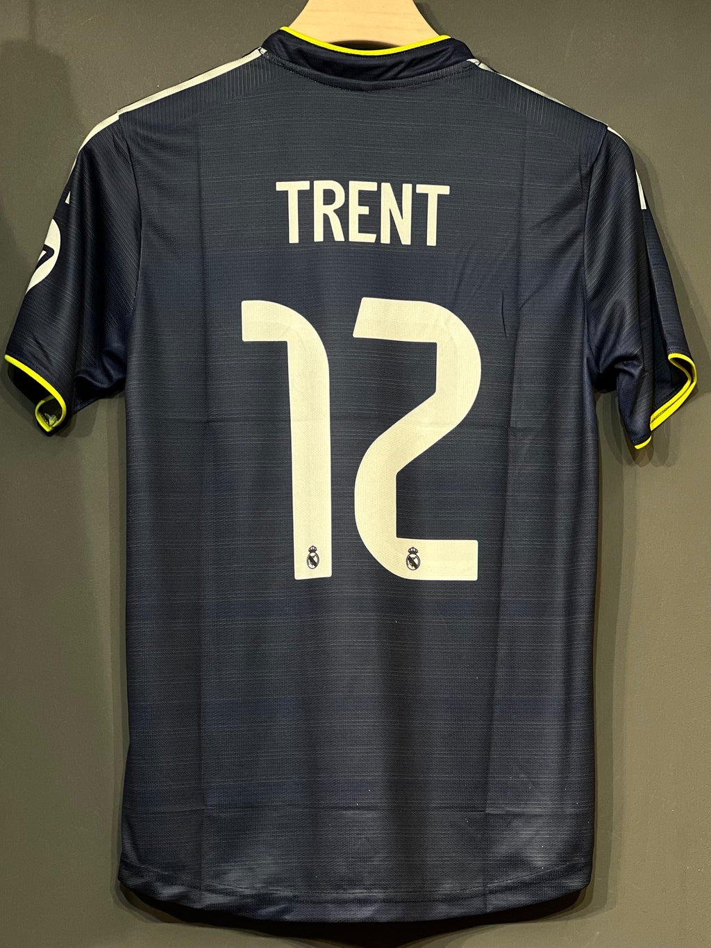 TRENT REAL MADRID BLACK