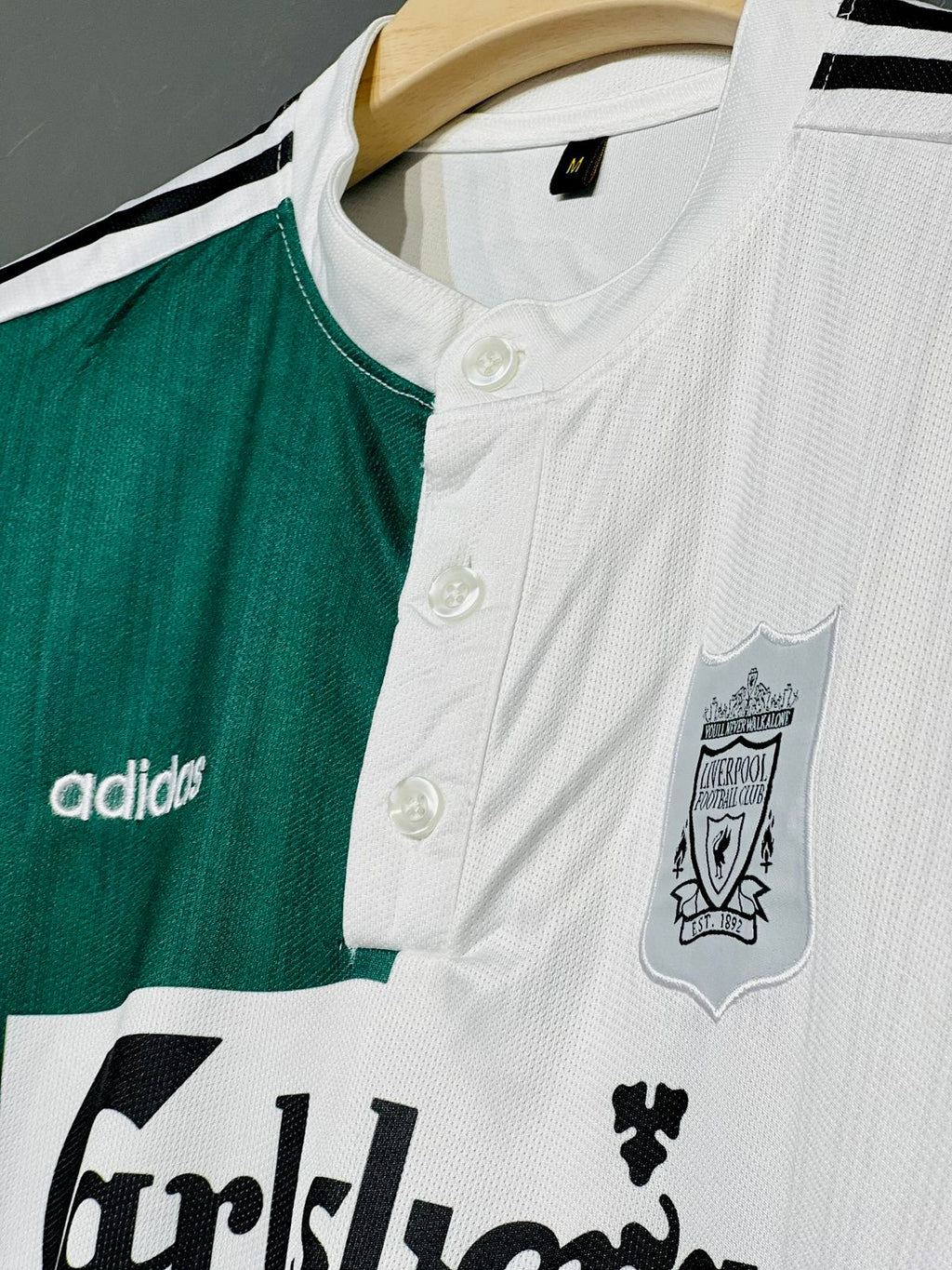 FOWLER LIVERPOOL 1995/96 AWAY KIT EMBROIDERY