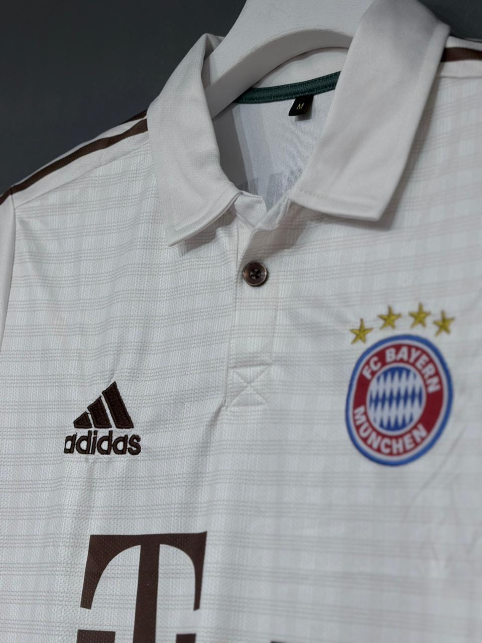 MULLER BAYERN 2013/14 AWAY KIT POLO EMBROIDERY